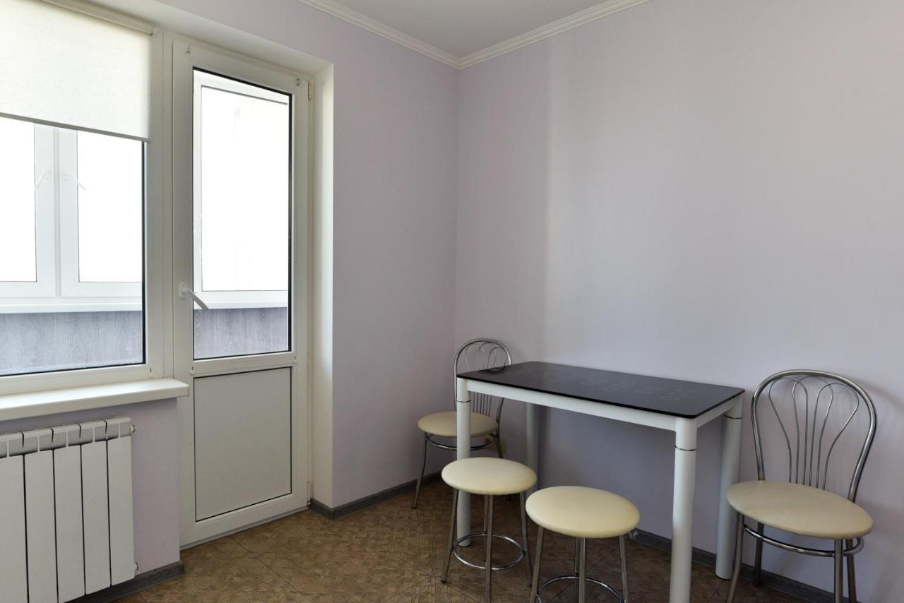 Apartament On Vasylia Lypkivskoho 24 키예프 외부 사진