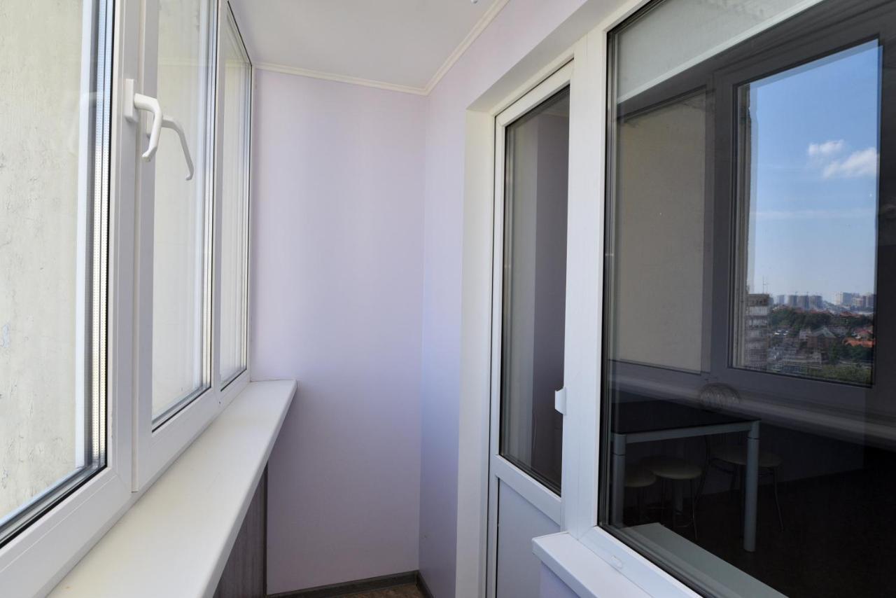 Apartament On Vasylia Lypkivskoho 24 키예프 외부 사진